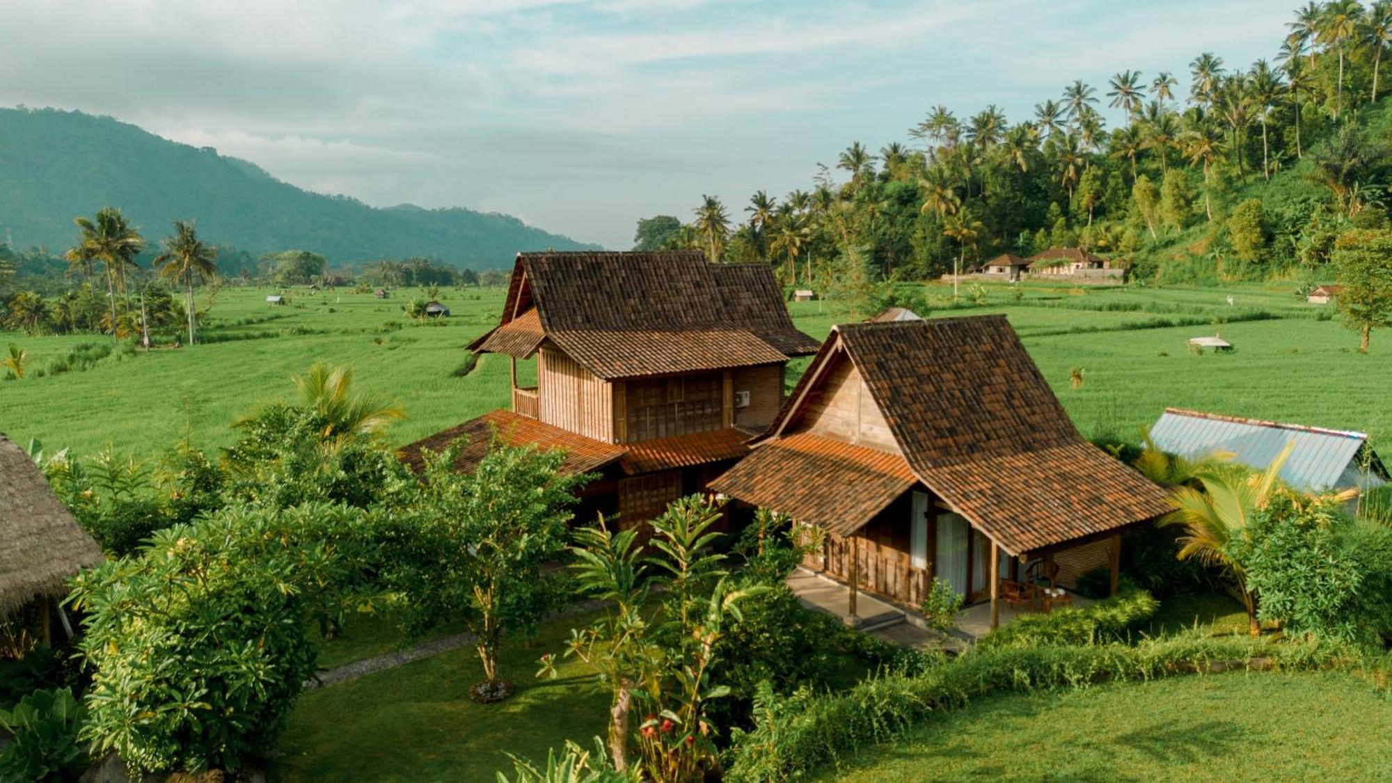Kubu Sakian Villa And Restaurant Sidemen Silebeng Exterior foto